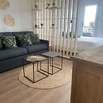 Alp Chartres - Grand Studio Avec Terrasse Et Parking